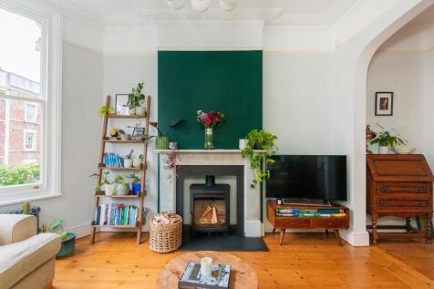 0A4TCD - Living Room A.jpg