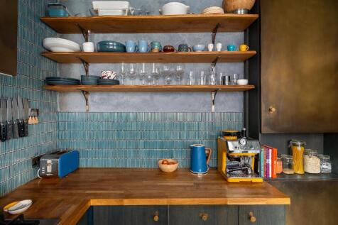 0A4TCD - Kitchen A.jpg