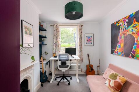 0A4TCD - Bedroom A.jpg