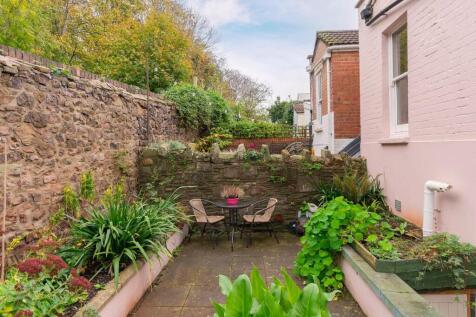 0A4TCD - External E.jpg