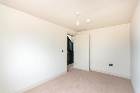 7S6RABN - Bedroom A.jpg