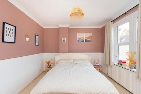 0N1QSKD - Bedroom B.jpg