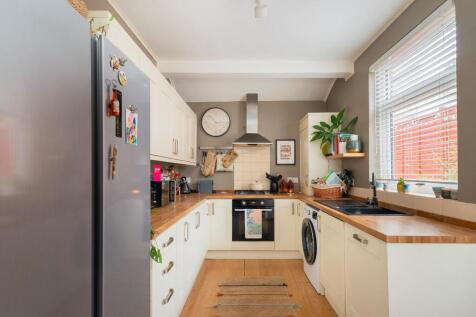 0N1QSKD - Kitchen C.jpg