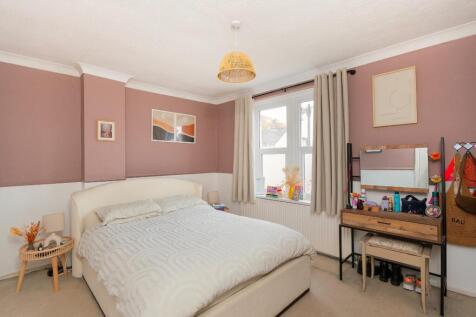 0N1QSKD - Bedroom C.jpg