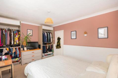 0N1QSKD - Bedroom A.jpg