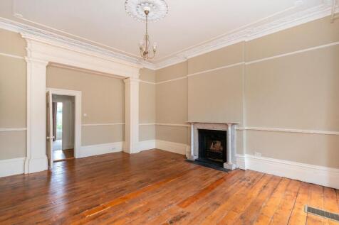 G2F5CPCN - Reception B.jpg