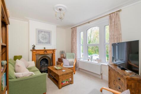 0R6TFS - Living Room C.jpg