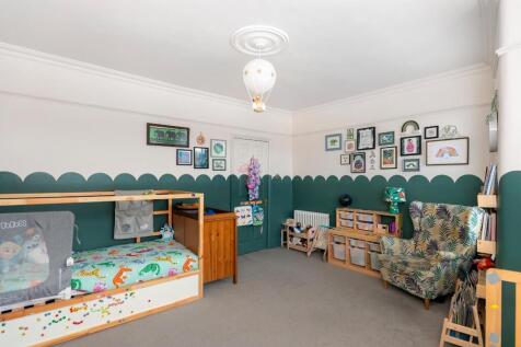 2W4RBN - Bedroom B.jpg