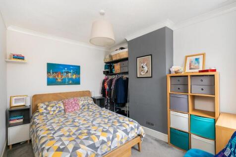 2W4RBN - Bedroom F.jpg