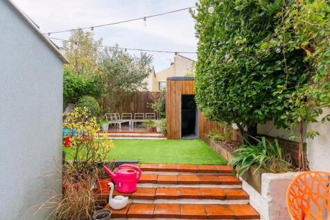 0H4STRD - External H.jpg