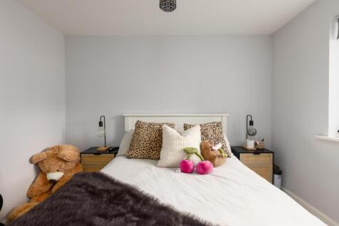 56 Snowberry Walk, BS5-11.jpg