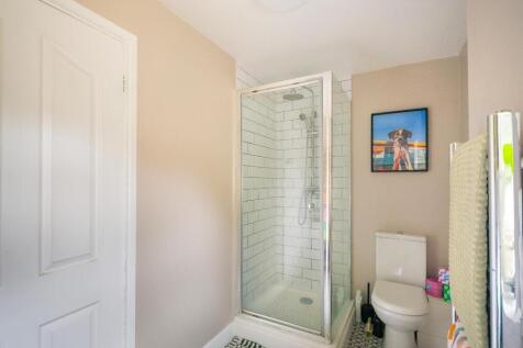 9A1ARBR - Bathroom C.jpg