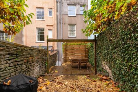 1C0ATHS - External H.jpg