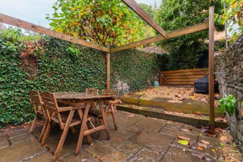 1C0ATHS - External I.jpg