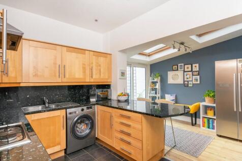 5G6STN - Kitchen G.jpg