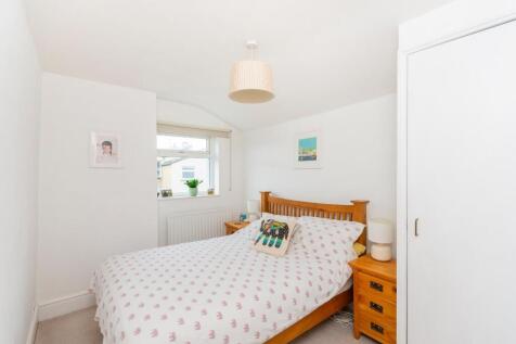 5G6STN - Bedroom B.jpg