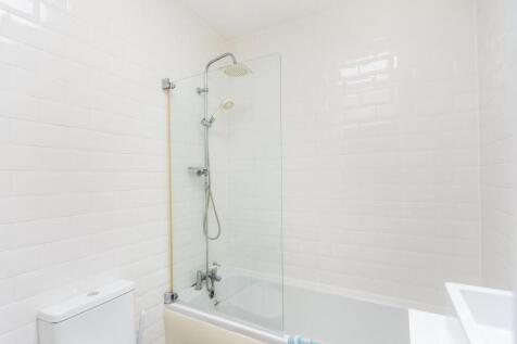 5G6STN - Bathroom C.jpg