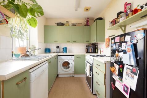 54 Cutler Road, BS13-5.jpg