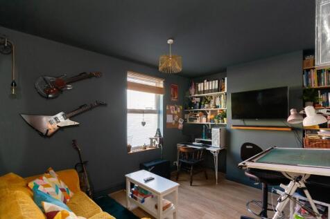 0M2SVP - Bedroom G.jpg