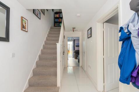 2G8CWCV - Hallway A.jpg