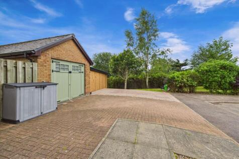 Garage/Parking