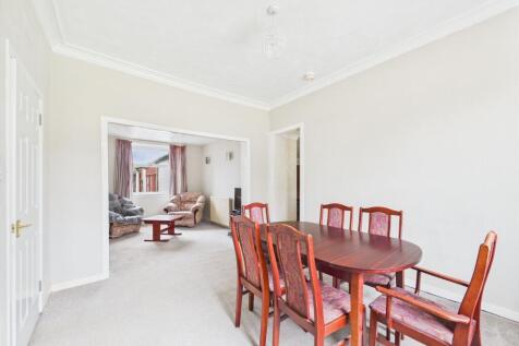 Sitting/Dining