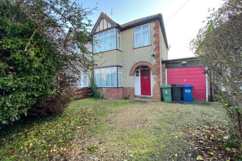 4 bed semi-detached house to rent on Histon Road,