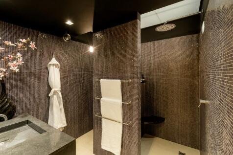 Bathroom Ground Floo