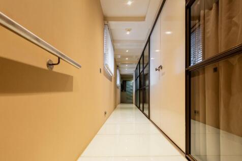 Glass walkway 1st fl