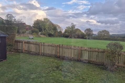 7f745517-417c-49c...