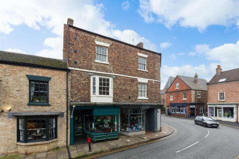 4 Castlegate-03_blue.jpg