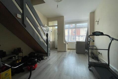 WhatsApp Image 2024-04-16 at 14.27.12.jpeg