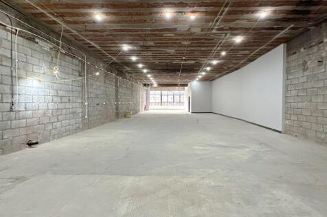 retailunitforrent_altrincham_0000s_0002_Layer144