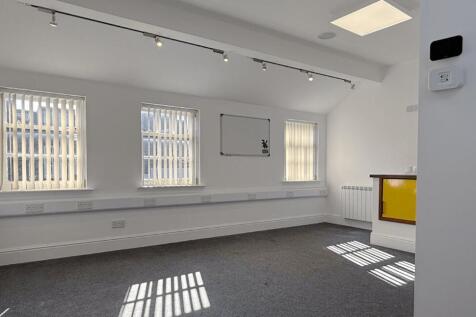 commercialspacetorent_altrincham_0000s_0002_Laye