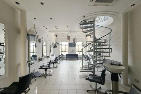 retailunitforsale_altrincham_first floor 2.png