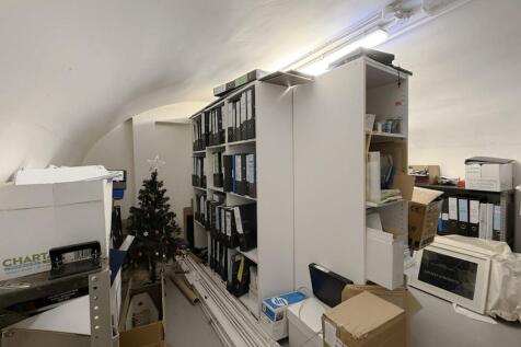 commercialpropertyforsale_altrincham_0000s_0011_