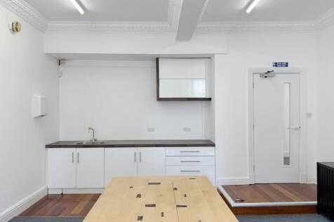 officesuitetoletaltrincham_0000s_0004_Layer183.p