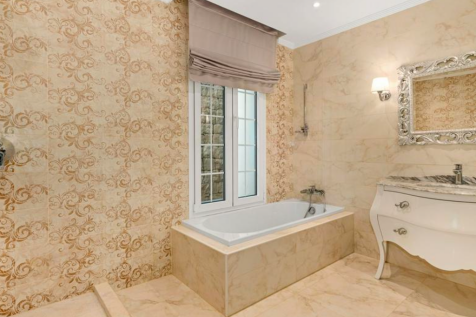 Elegant bathroom