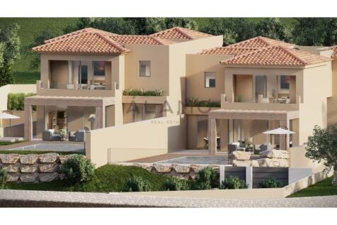 Close to the beach and Golf