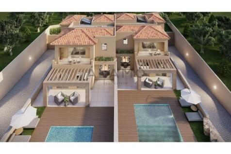 Close to the beach and Golf