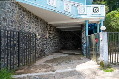 GF, 5 Vehicle Garage