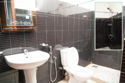 Orchid, Pvt Bathroom