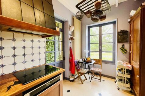 Property Image 5