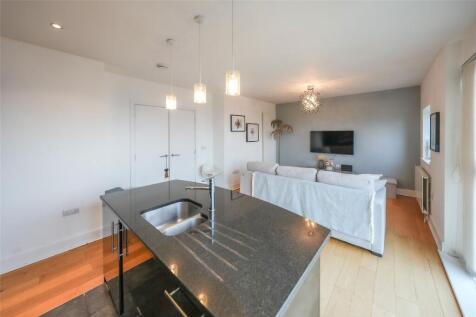 Open Plan Lounge and Kitchen