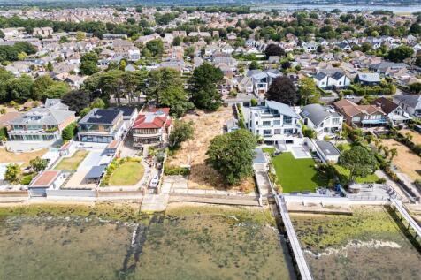 8 Branksea Avenue.jpg