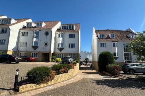 Rear aspect 66 M.jpg