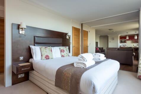 20a Studland Dene-Bedroom-CFP4.jpg