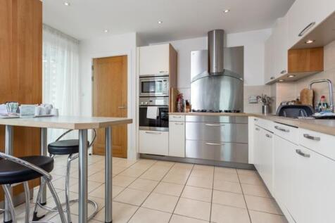 1 DQ - Kitchen - CFP 3.jpg