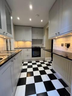 Harwood Kitchen 1 .jpg