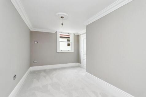 flat 7, beecroft bed2.jpg